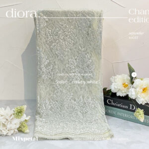 gambar Kain kebaya chantili laminating glossy diora dengan warna creamy white