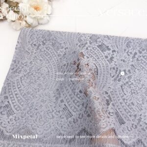 gambar bahan Kain kebaya laminating versace berwarna puresilver